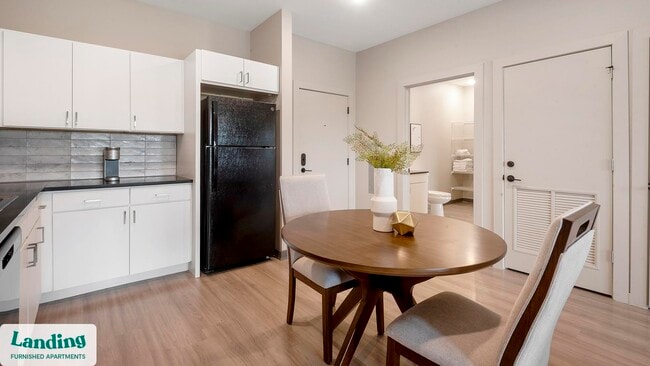 Building Photo - 645 N Front St