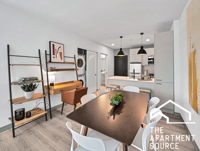 Photo - 2155 N Elston Ave Apartment