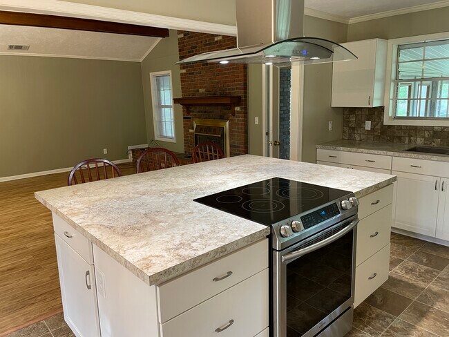 Foto del edificio - 849 Steger Rd