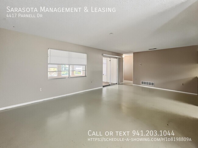 Foto del edificio - 4417 Parnell Dr