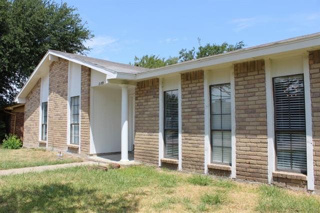 Building Photo - 2109 Meadfoot Rd