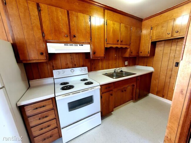 Building Photo - 1 br, 1 bath  - 2576 Alcott Rd