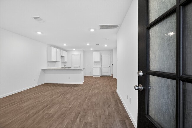 Foto del edificio - 11806 Holly Hurst Dr