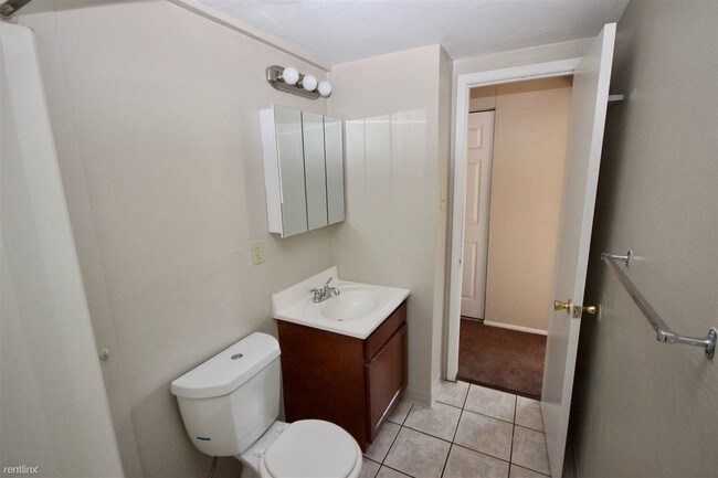 1954 Amato Dr North Versailles Pa 15137 Apartment For Rent In North Versailles Pa Apartments Com