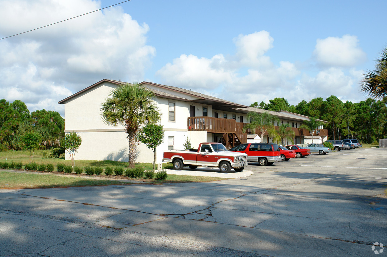 Foto del edificio - Edgewater Apartments