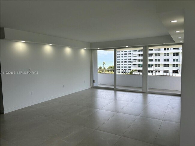 Foto del edificio - 177 Ocean Ln Dr