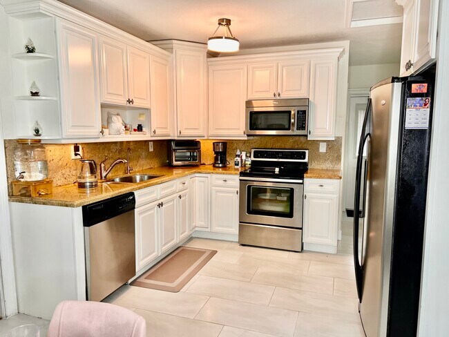 Foto del edificio - 723 W Palm St