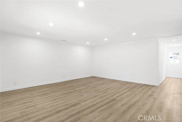 Foto del edificio - 16051 Lassen St