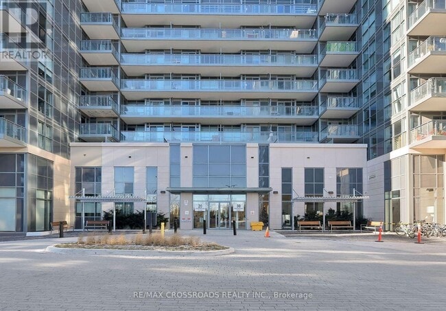 Building Photo - 30 Meadowglen Pl