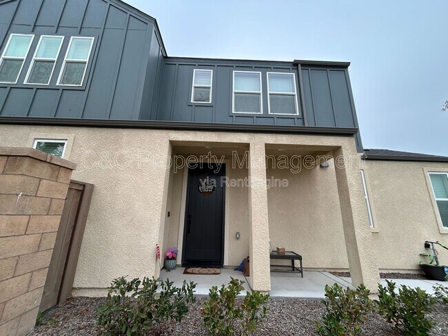 Foto del edificio - 711 Robert Ave