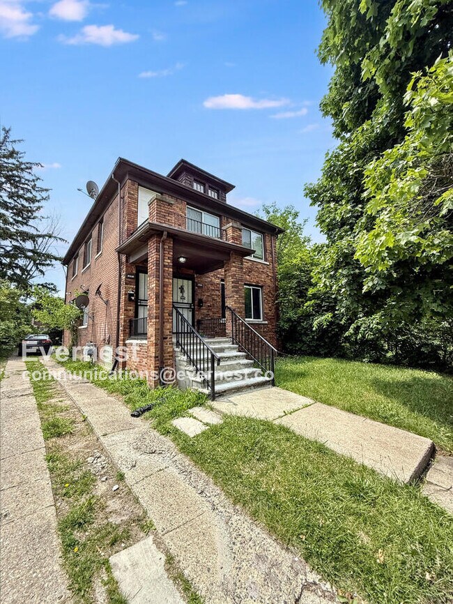 Foto del edificio - 5261 Lakewood St