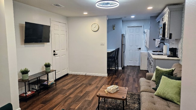 Photo - 222 Walnut St NW Apartment