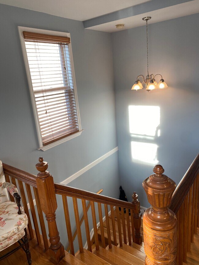 Entry Way - 1808 Cliff St