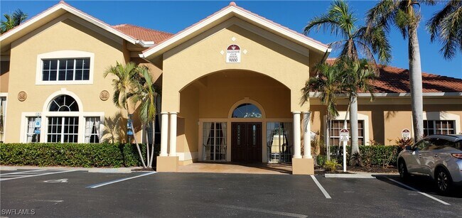 Foto del edificio - 9055 Colby Dr