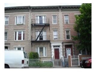 Primary Photo - 2415 Clarendon Rd