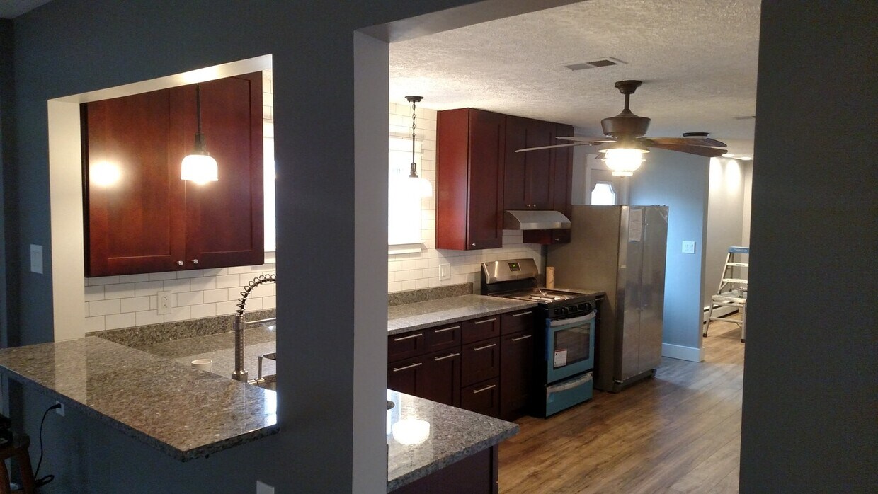 531 Main St, Sturgeon, PA 15082 House Rental in Sturgeon, PA