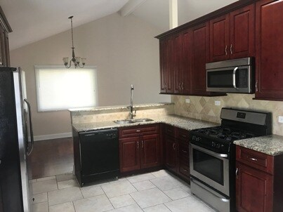 Foto del edificio - 6118 White Birch Ln