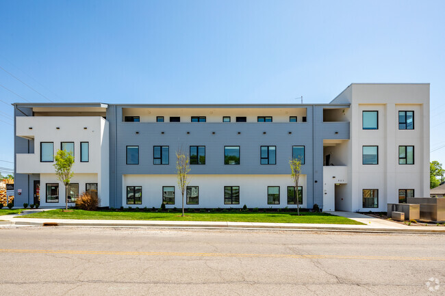 Building Photo - Clay Street Commons