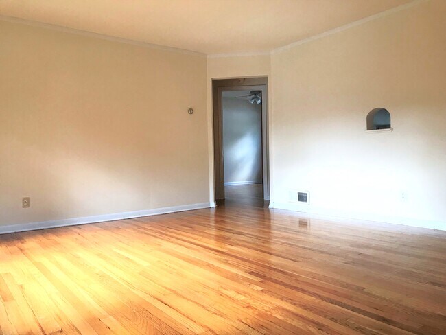 Foto del edificio - 401 Palomino Ln