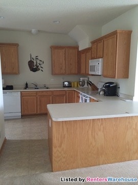 Building Photo - 12371 Alamo Cir NE