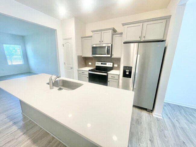 Foto del edificio - Charming townhome community in Mooresville...