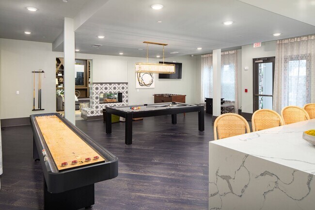 Foto del edificio - 2300 Tapestry Park Drive, Unit 3