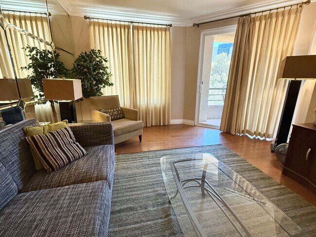 Foto del edificio - Live the Las Vegas Lifestyle in a Gated, A...