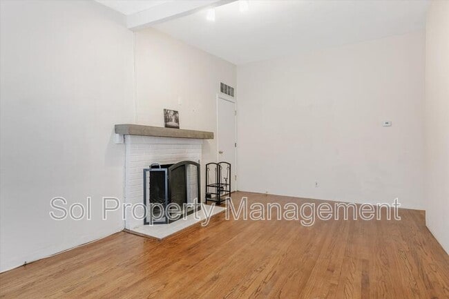 Building Photo - 2070 Fifth Avenue