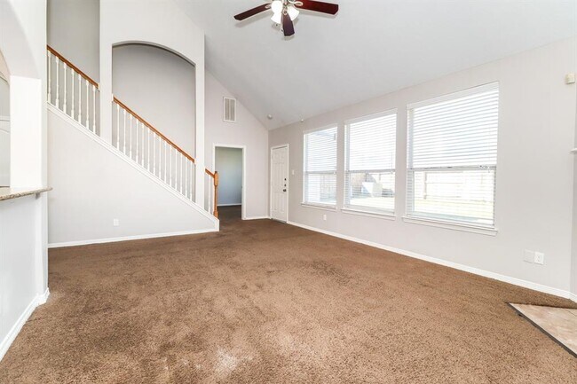 Building Photo - 12015 Raven View Dr