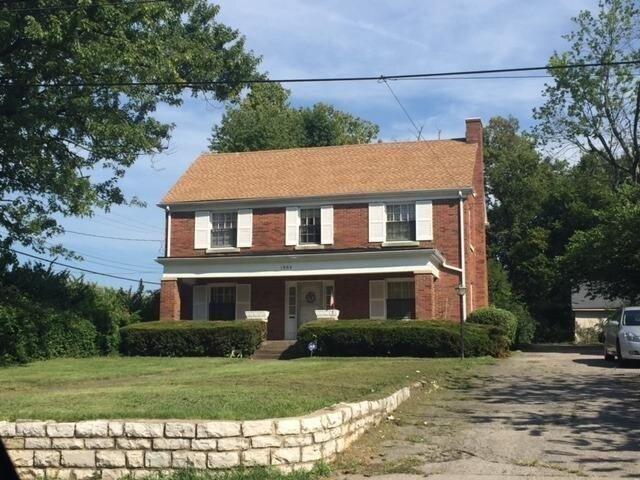 Primary Photo - 1905 Versailles Rd