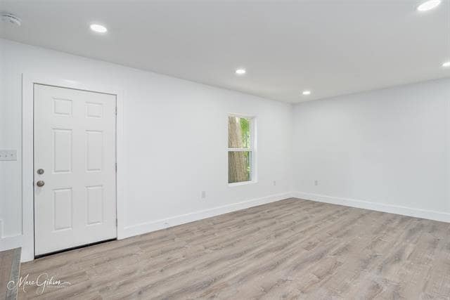 Building Photo - 3805 Creswell Ave