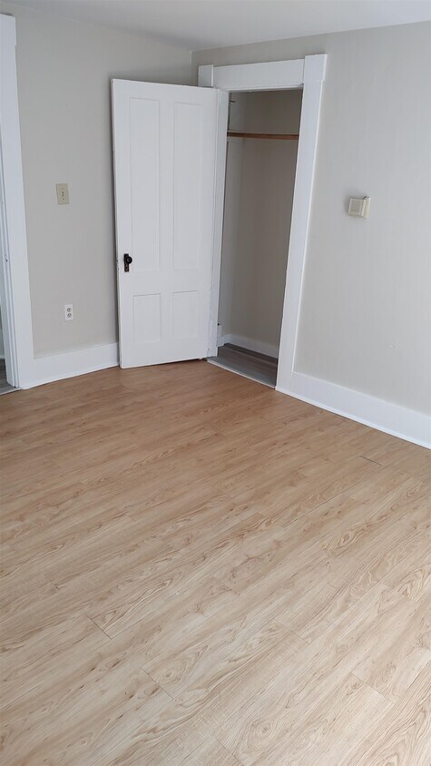 Foto principal - 13 Locust St