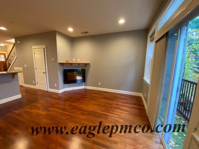 Foto del edificio - 7520 SE Milwaukie Ave