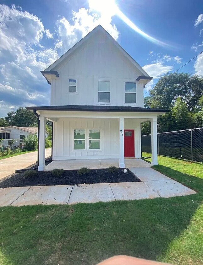 Foto principal - 244 Evans St