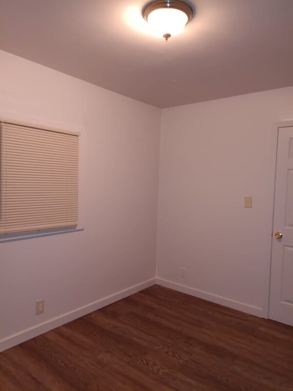 325 Sunnyside St Unit 325 A, Festus, MO 63028 Apartments in Festus