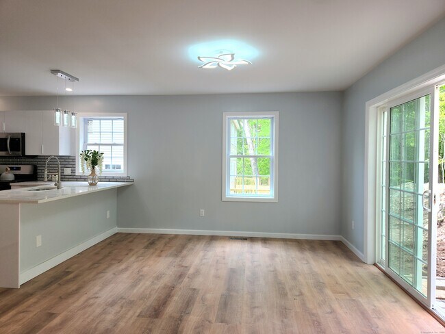 Foto del edificio - 1642 Highland Ave