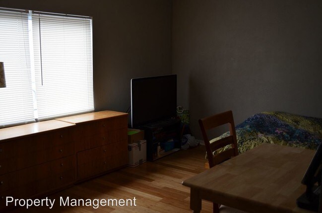 Foto del edificio - 1022 E Warrington Ave