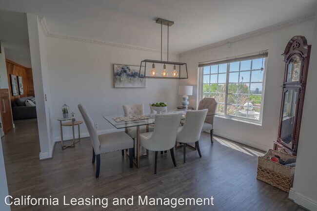 Foto del edificio - 4 br, 2.5 bath House - 11300 Sinclair Place