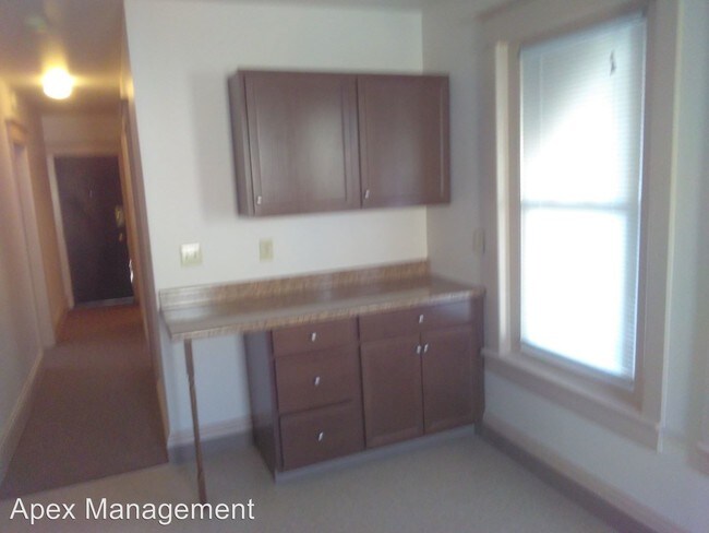 Foto del edificio - 318-320 W Market St