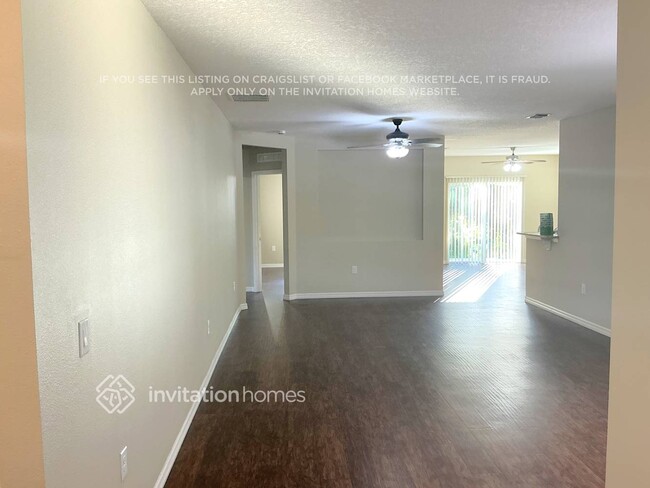 Building Photo - 2090 Sadnet Ln