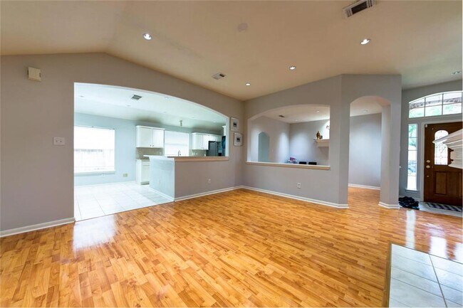 Foto del edificio - 11514 Hills Bridge Ln