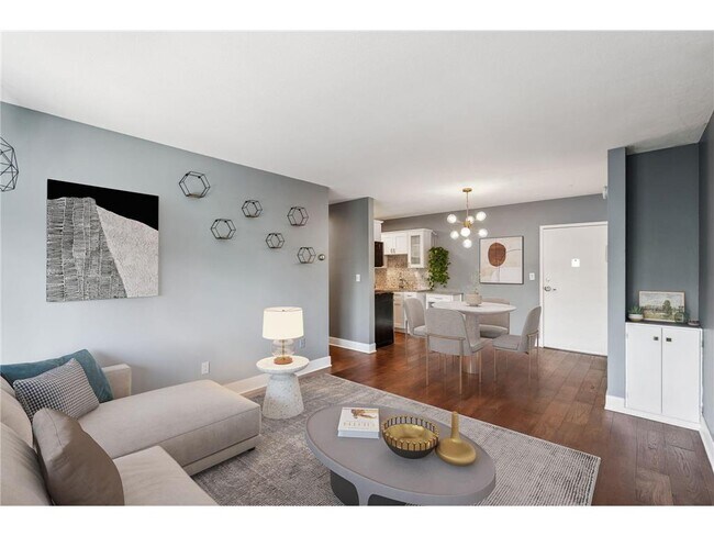 Foto del edificio - 504 W Franklin Ave