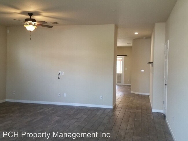 Foto del edificio - 3 br, 2 bath House - 806 Rio Robles Avenue