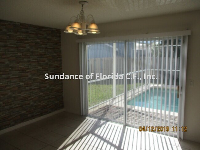 Building Photo - 14337 Sun Bay Dr