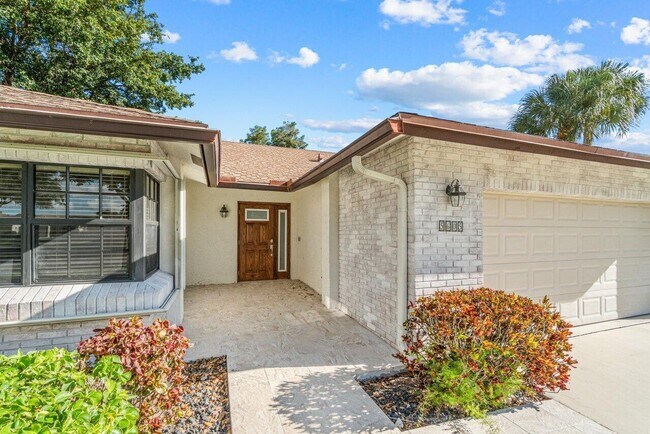 Foto del edificio - 5605 Forest Oaks Terrace