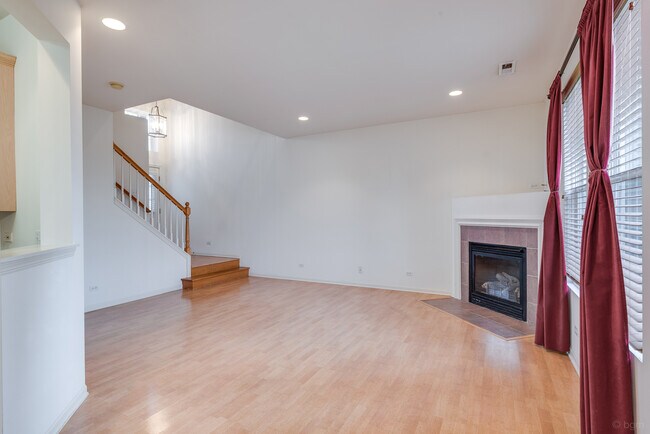 Building Photo - 1106 Bromley Ct