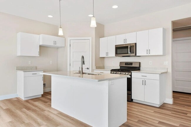 Building Photo - Brand New 3 Bedroom Home with Balcony View...