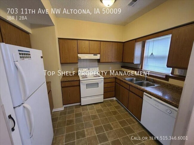 Foto del edificio - Now Available!