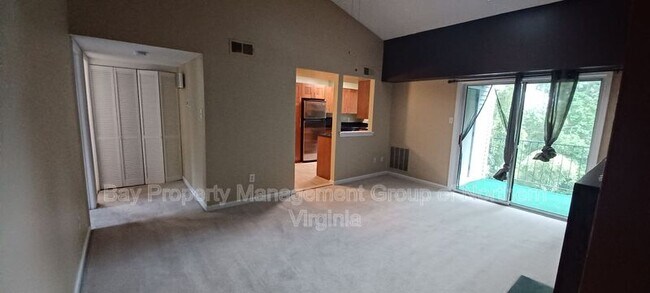 Foto del edificio - 12219 Chaucer Ln