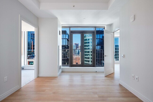 Foto del edificio - 135 Seaport Blvd